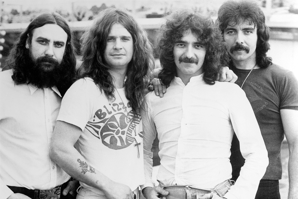 Vĩnh biệt Ozzy Osbourne - &quot;cha đẻ&quot; dòng heavy metal - Ảnh 1.