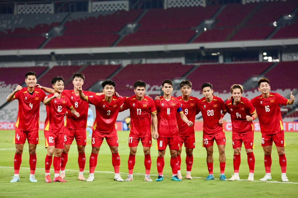 Bóng lăn trên bàn phím: CĐV tin U23 Việt Nam vào chung kết  - Ảnh 1.