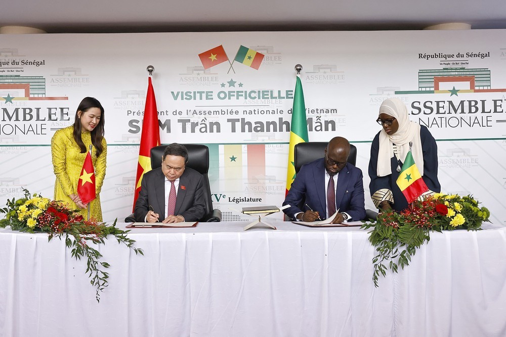 Chủ tịch Quốc hội Trần Thanh Mẫn và Chủ tịch Quốc hội Senegal ký kết Thỏa thuận hợp tác - Ảnh 2.