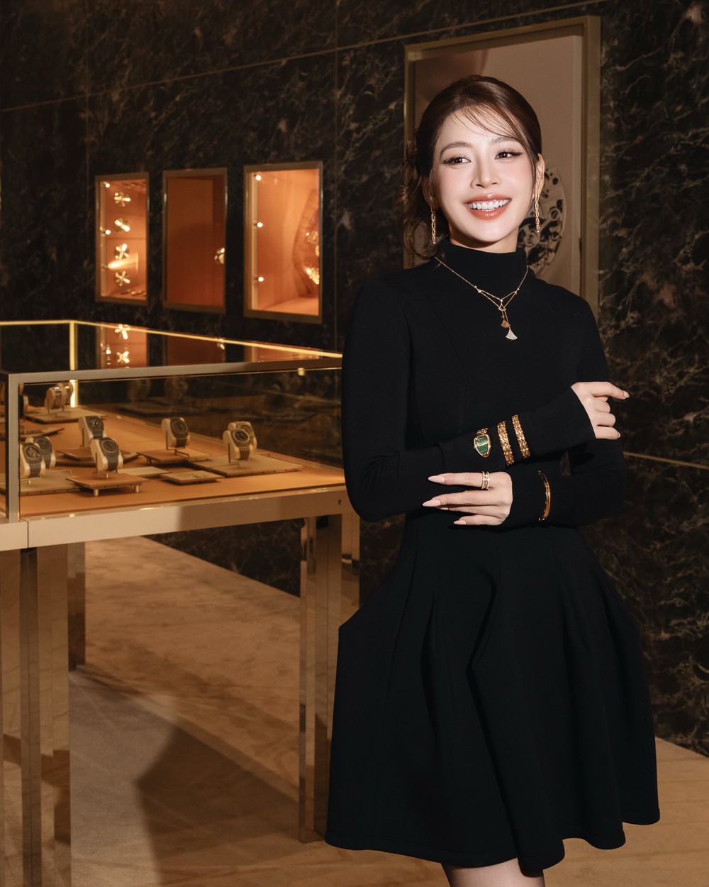 Chi Pu đeo trang sức hơn 25 tỷ đồng dự BVLGARI Highend Jewelry Trunk Show - Ảnh 3.