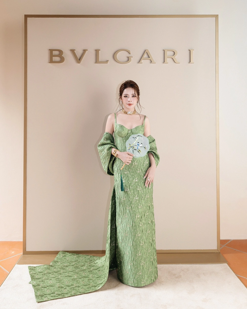 Chi Pu đeo trang sức hơn 25 tỷ đồng dự BVLGARI Highend Jewelry Trunk Show - Ảnh 2.