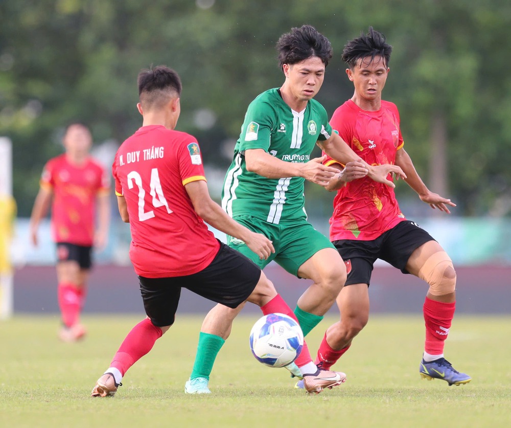 VFF ra phán quyết, đội bóng của Công Phượng giành quyền dự V-League mùa sau - Ảnh 1.