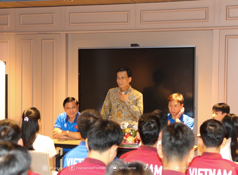 U23 Việt Nam được khích lệ tinh thần trước trận bán kết gặp Philippines - Ảnh 1.
