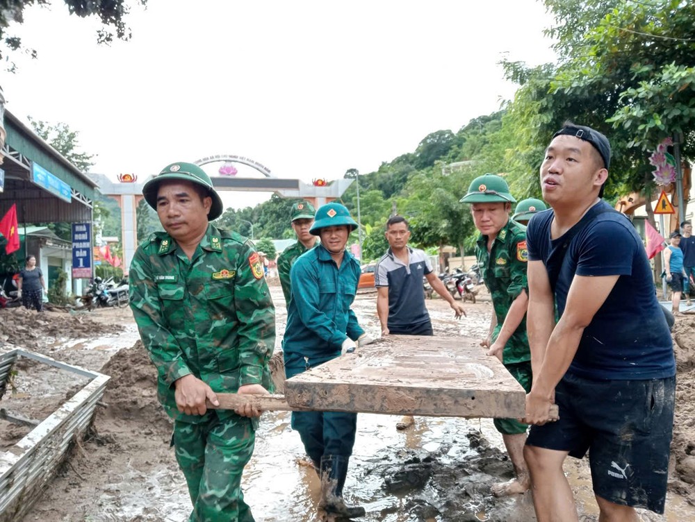 Thủ tướng Phạm Minh Chính: Xã, phường, đặc khu là “pháo đài” trong phòng thủ dân sự - Ảnh 3.