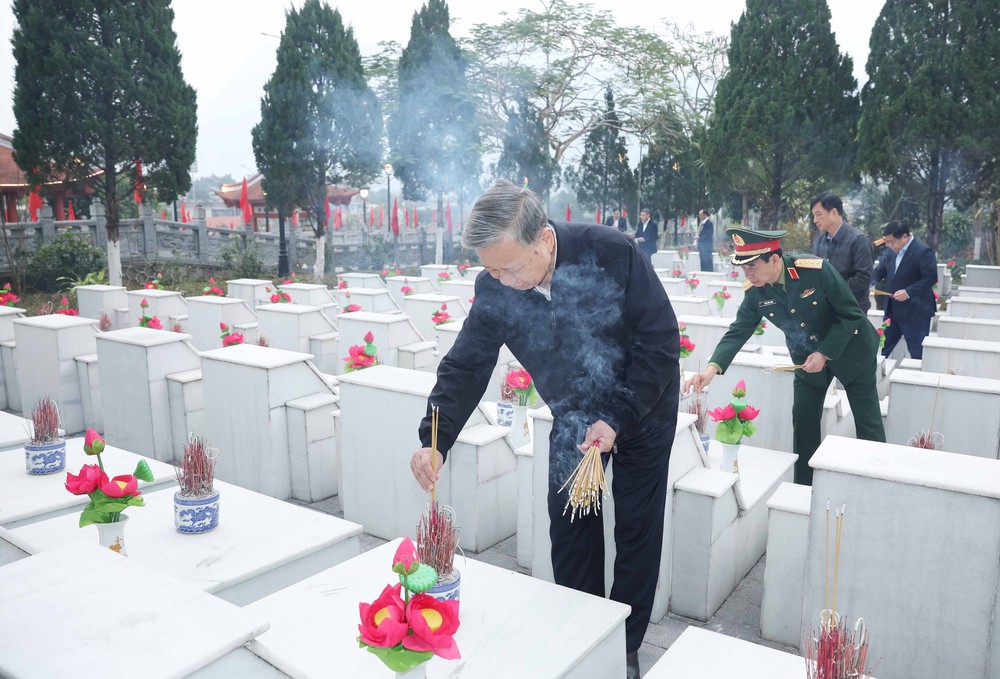 78 năm Ngày Thương binh, liệt sĩ (27/7/1947-27/7/2025): Tiếp nối &quot;dòng chảy&quot; tri ân - Ảnh 1.
