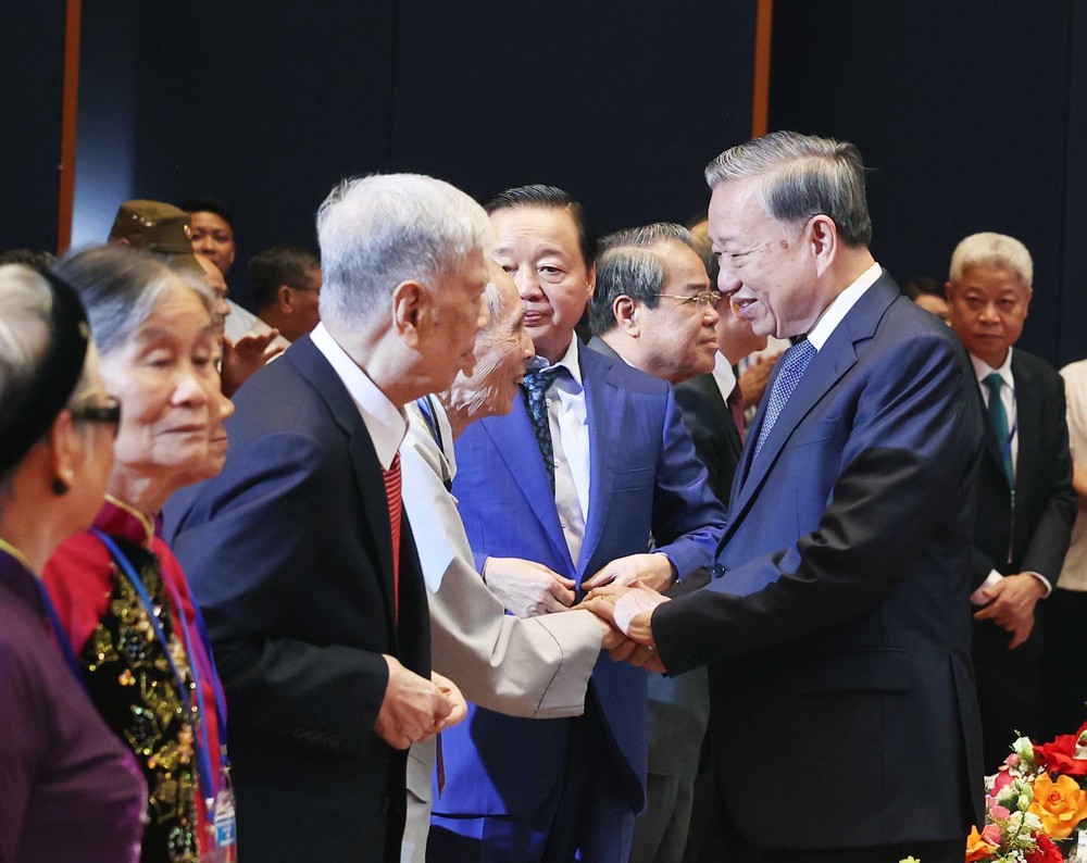 Tổng Bí thư Tô Lâm: Chăm lo, thực hiện chính sách ưu đãi người có công với cách mạng là bổn phận, nhiệm vụ thường xuyên, lâu dài - Ảnh 1.