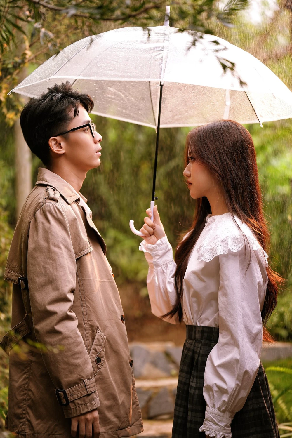 Thoại Nghi “chạy deadline” MV mới giữa lịch trình lưu diễn quốc tế - Ảnh 6.