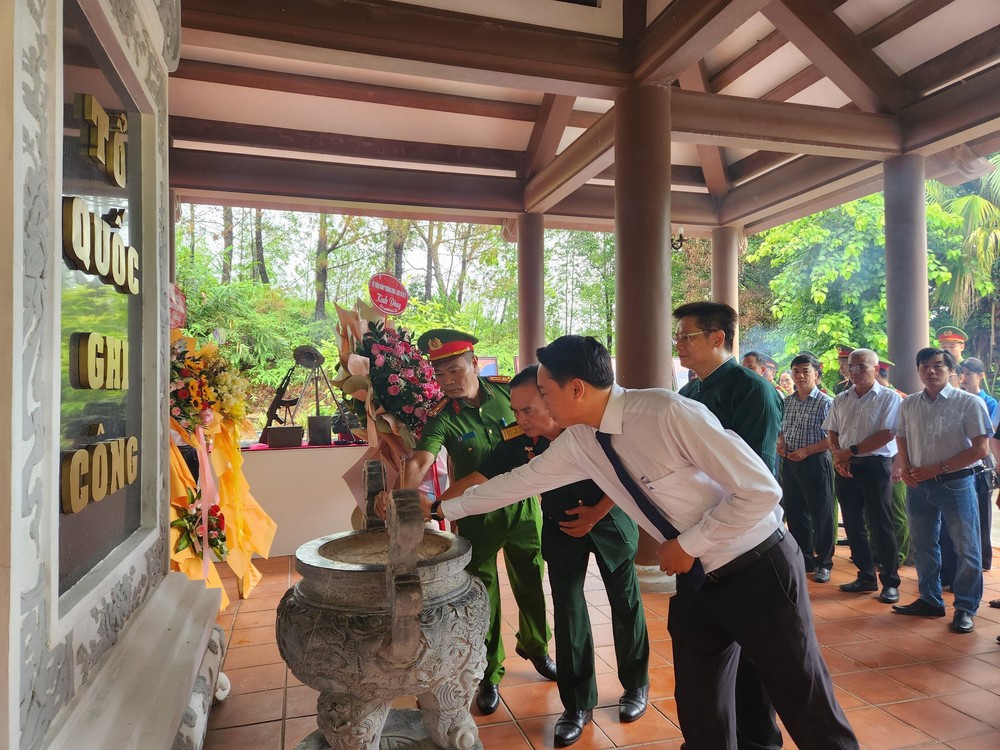 Ngày Thương binh - Liệt sĩ 27/7: &quot;Ký ức thời hoa lửa&quot; tại Khu di tích lịch sử Chín Hầm - Ảnh 1.