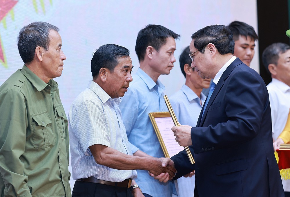 Thủ tướng Phạm Minh Chính: Xác minh danh tính liệt sĩ là bổn phận thiêng liêng, là mệnh lệnh từ trái tim - Ảnh 14.