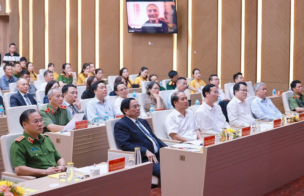Thủ tướng Phạm Minh Chính: Xác minh danh tính liệt sĩ là bổn phận thiêng liêng, là mệnh lệnh từ trái tim - Ảnh 8.