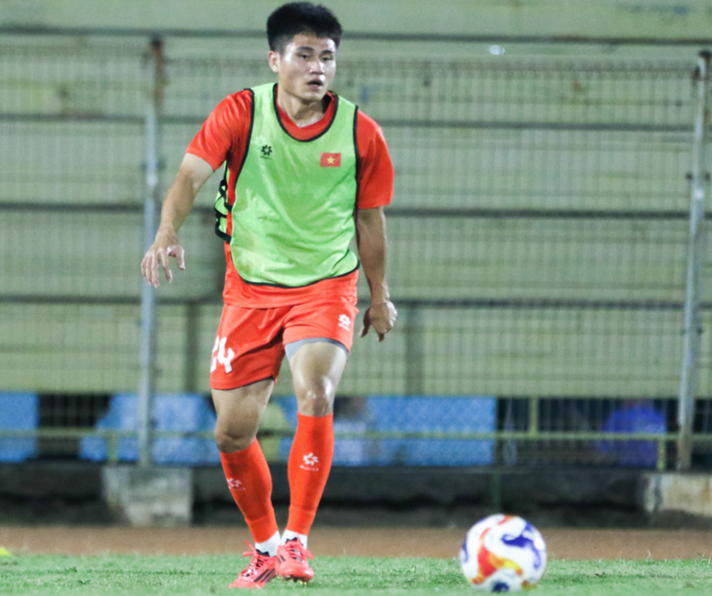 Nguyễn Phi Hoàng – &quot;Người hùng&quot; thầm lặng của U23 Việt Nam - Ảnh 1.