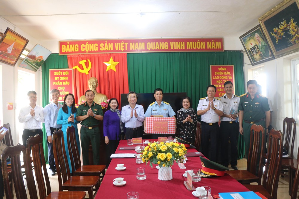 Ngày Thương binh - Liệt sĩ 27/7: Tổ chức chuỗi hoạt động tri ân tại đặc khu Côn Đảo - Ảnh 3.
