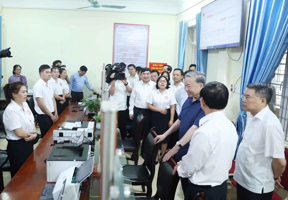 Tổng Bí thư Tô Lâm kiểm tra vận hành hoạt động hệ thống chính trị xã Si Pa Phìn (tỉnh Điện Biên) - Ảnh 3.