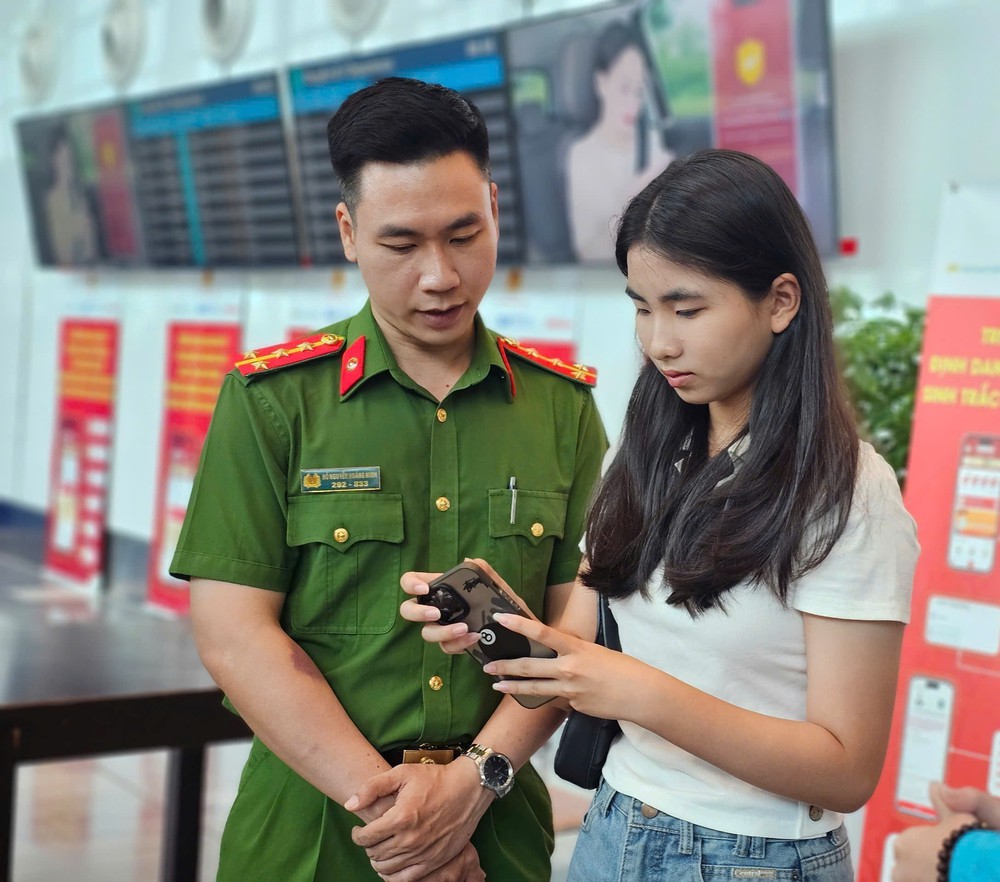 Triển khai ứng dụng nhận diện sinh trắc học tại Cảng hàng không quốc tế Tân Sơn Nhất - Ảnh 2.