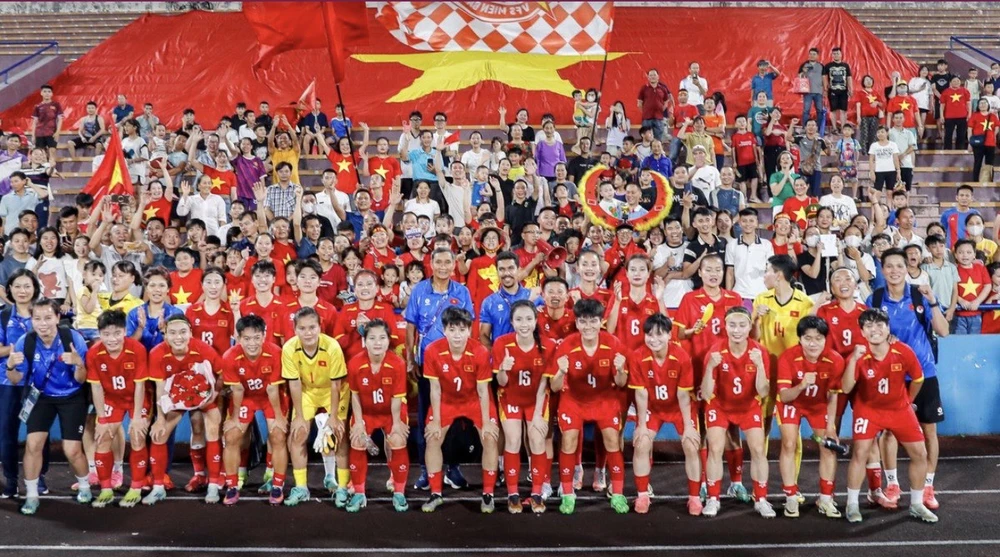 Đội tuyển nữ Việt Nam xác định mục tiêu dự World Cup 2027 - Ảnh 1.