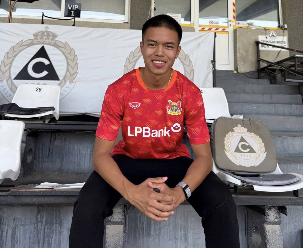 Chung Nguyen Do ký hợp đồng với Ninh Bình FC: Thời tới với cầu thủ Việt kiều - Ảnh 1.
