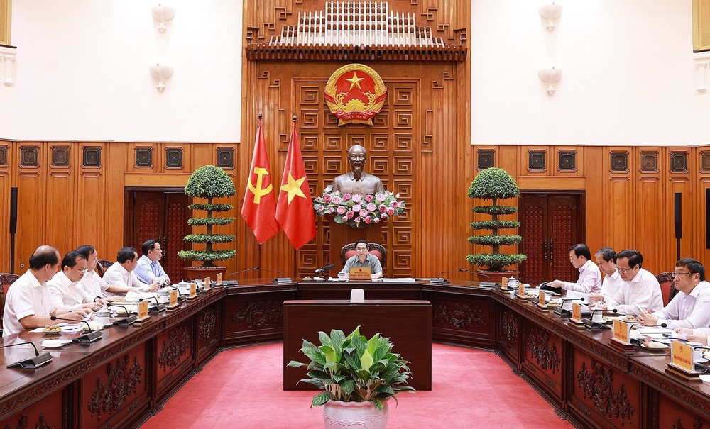 Thủ tướng Phạm Minh Chính: Thần tốc, táo bạo xây dựng 100 trường học tại các xã biên giới - Ảnh 1.