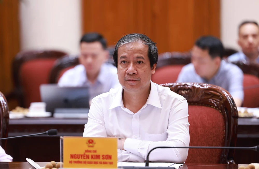 Thủ tướng Phạm Minh Chính: Thần tốc, táo bạo xây dựng 100 trường học tại các xã biên giới - Ảnh 4.