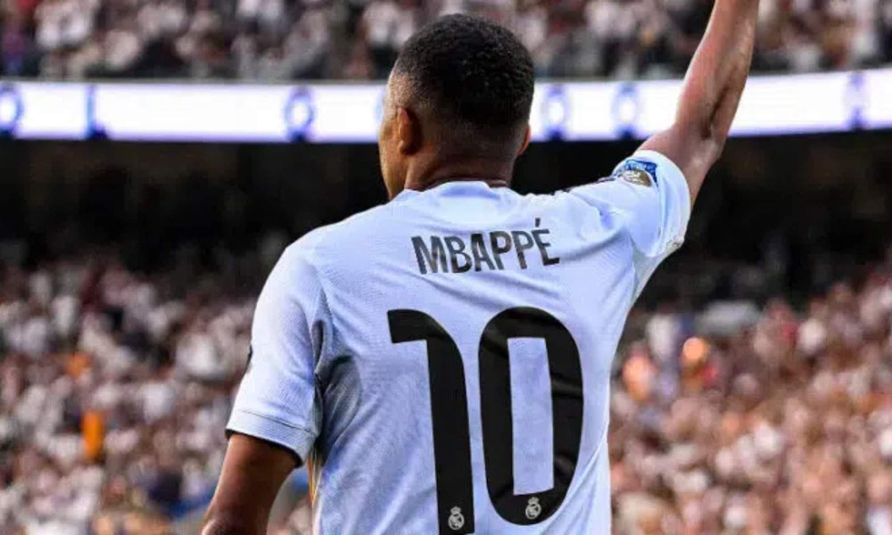 Kylian Mbappe mặc áo số 10: Huyền thoại bắt đầu - Ảnh 1.