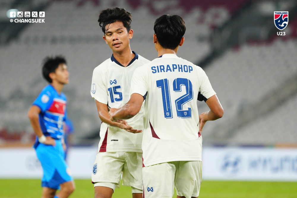 Thắng cách biệt U23 Philippines, U23 Thái Lan nhận quà an ủi ở giải U23 Đông Nam Á 2025 - Ảnh 2.