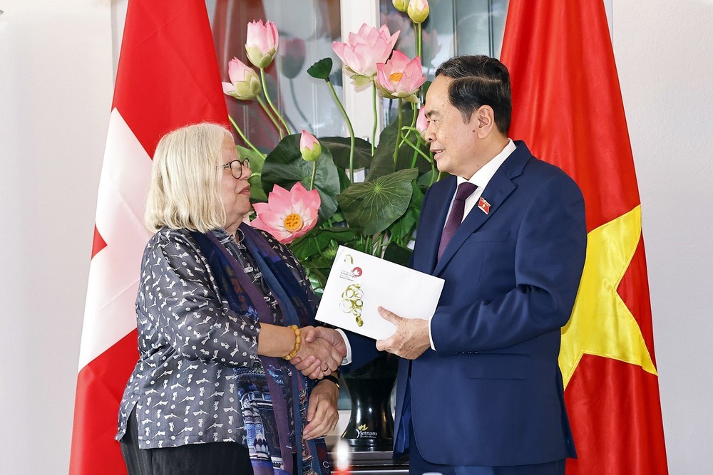 Chủ tịch Quốc hội Trần Thanh Mẫn tiếp Chủ tịch Hội Hữu nghị Thụy Sĩ - Việt Nam - Ảnh 6.