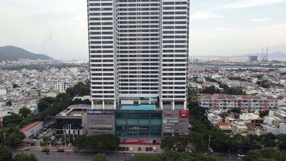 Thành phố Hồ Chí Minh: Kiểm tra tòa chung cư cao 34 tầng tại phường Tam Thắng có vết nứt gãy - Ảnh 1.
