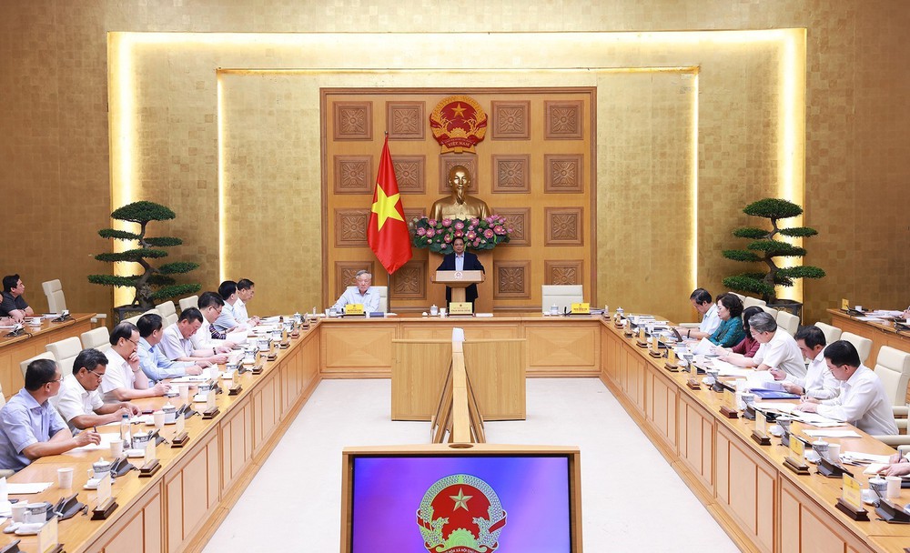 Thủ tướng chủ trì cuộc họp sơ kết 1 tháng vận hành chính quyền địa phương hai cấp - Ảnh 3.
