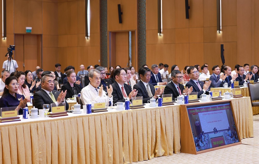 Thủ tướng chủ trì Lễ công bố thành lập Ủy ban Quốc gia APEC 2027 - Ảnh 6.