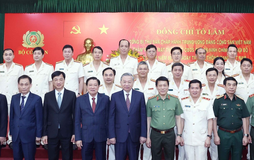 Tổng Bí thư Tô Lâm: Đổi mới mạnh mẽ tư duy, cách thức triển khai bảo vệ an ninh chính trị nội bộ - Ảnh 7.