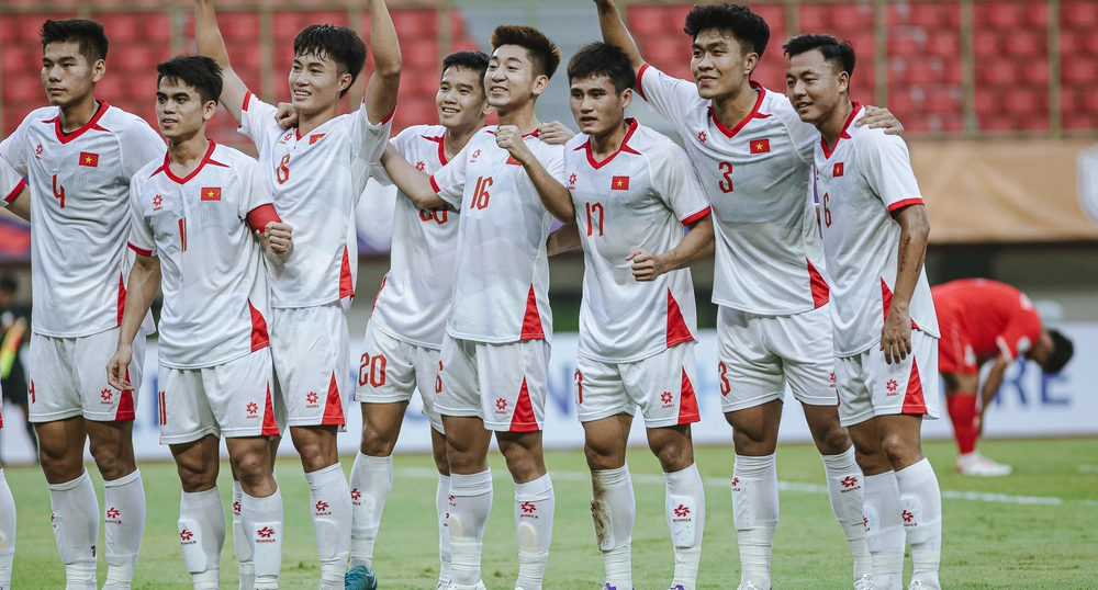 Tin nóng thể thao sáng 30/7: Chuyên gia Đông Nam Á khen U23 Việt Nam dùng chiến thuật thông minh, thừa nhận Indonesia 'như không có tuyến giữa' - Ảnh 3.