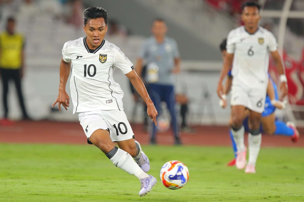 Báo Indonesia chỉ ra 4 nguyên nhân đội nhà thua Việt Nam ở chung kết U23 Đông Nam Á 2025 - Ảnh 5. Báo Indonesia chỉ ra 4 nguyên nhân đội nhà thua Việt Nam ở chung kết U23 Đông Nam Á 2025 - Ảnh 5.