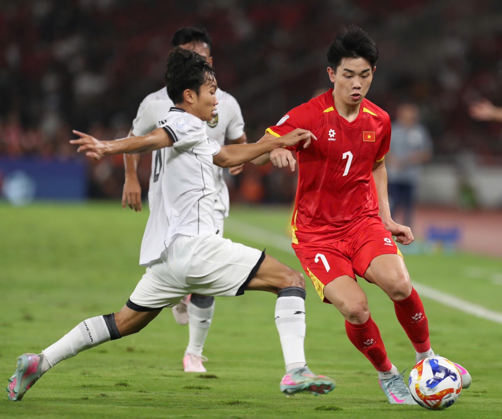 Vô địch U23 Đông Nam Á 2025, U23 Việt Nam được thưởng 2 tỷ đồng - Ảnh 1. Vô địch U23 Đông Nam Á 2025, U23 Việt Nam được thưởng 2 tỷ đồng - Ảnh 1.