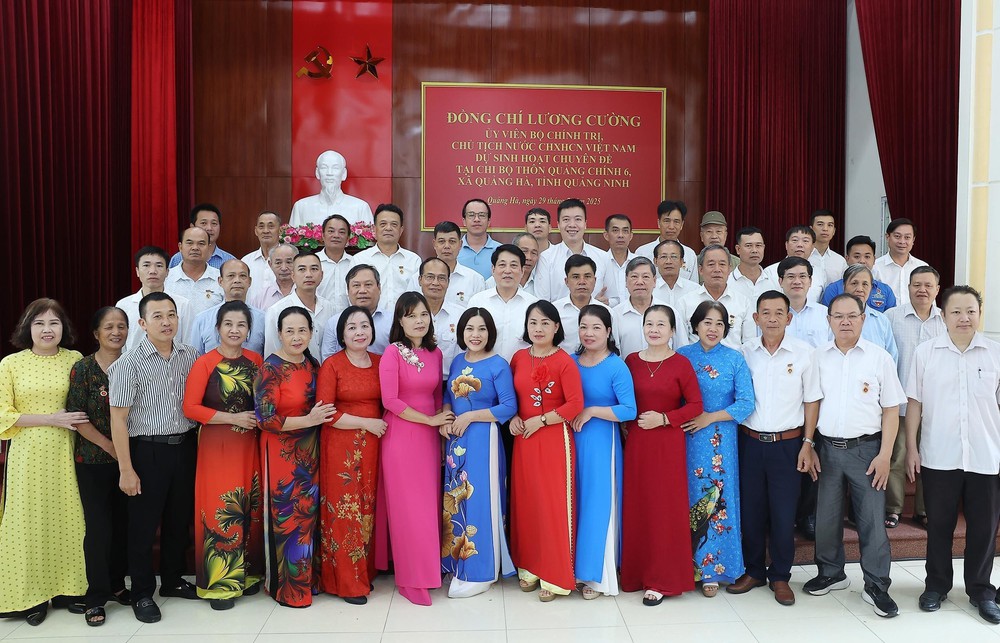 Chủ tịch nước kiểm tra việc vận hành chính quyền hai cấp tại Quảng Ninh - Ảnh 13.