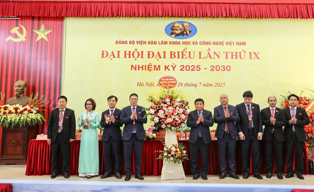 Phó Thủ tướng Nguyễn Chí Dũng: Vượt rào cản tạo đột phá mới trong nghiên cứu khoa học công nghệ - Ảnh 6.