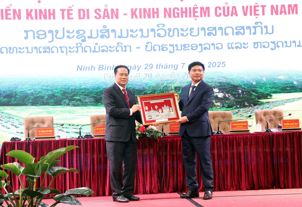Việt Nam và Lào chia sẻ kinh nghiệm phát triển kinh tế di sản - Ảnh 6. Việt Nam và Lào chia sẻ kinh nghiệm phát triển kinh tế di sản - Ảnh 6.