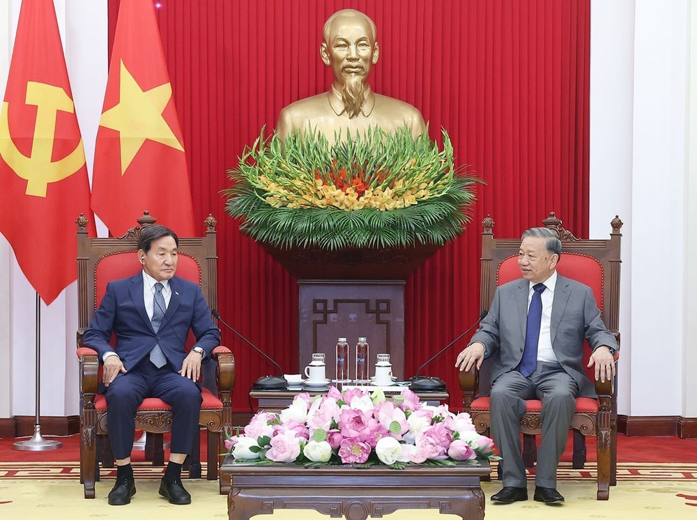 Tổng Bí thư Tô Lâm tiếp Đặc phái viên của Tổng thống Hàn Quốc - Ảnh 2.