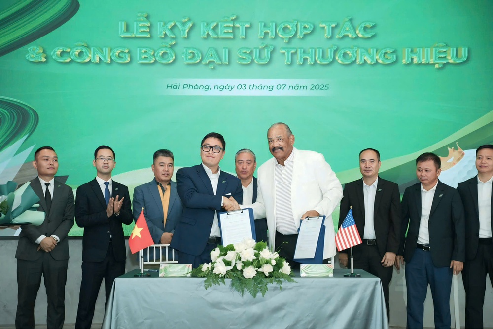 Tay golf huyền thoại Jim Thorpe là Đại sứ thương hiệu Neo Floor - Ảnh 2.