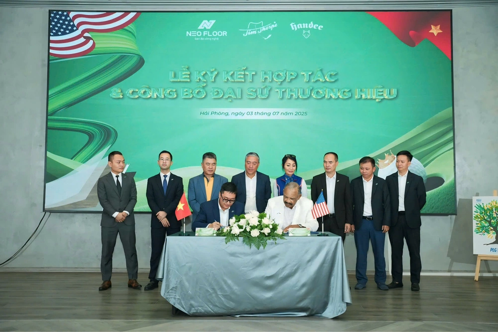Neo Floor và hành trình mang thương hiệu Việt ra quốc tế cùng huyền thoại golf Jim Thorpe - Ảnh 1.