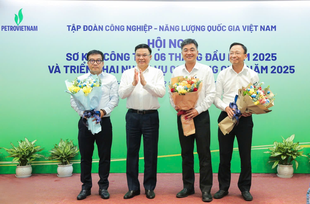 Lọc hóa dầu Bình Sơn đạt doanh thu hơn 69.000 tỷ đồng trong 6 tháng đầu năm - Ảnh 1.