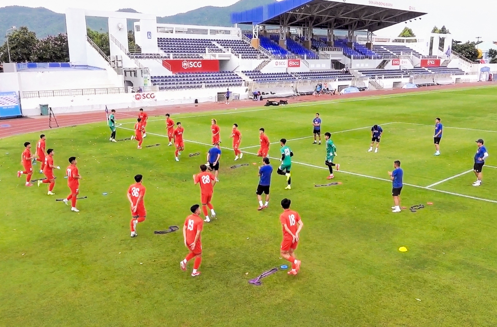 HLV Kim Sang Sik gút danh sách U22 Việt Nam: Lựa chọn cho hiện tại, hướng đến tương lai - Ảnh 2.