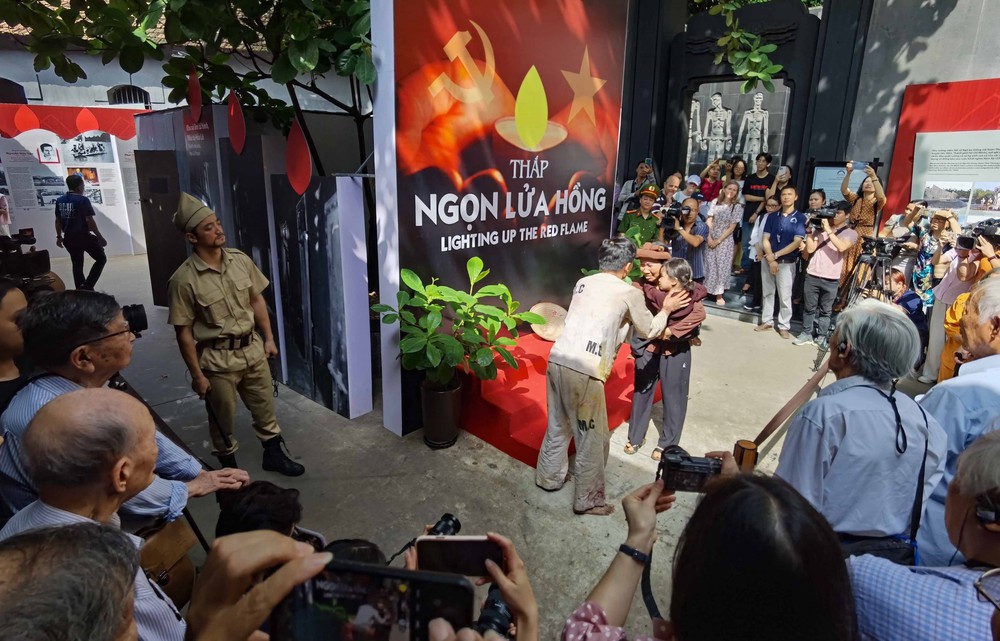 Chuyển tư duy quản lý sang &quot;kiến tạo và đồng hành&quot; trong phát triển văn hóa - Ảnh 2.