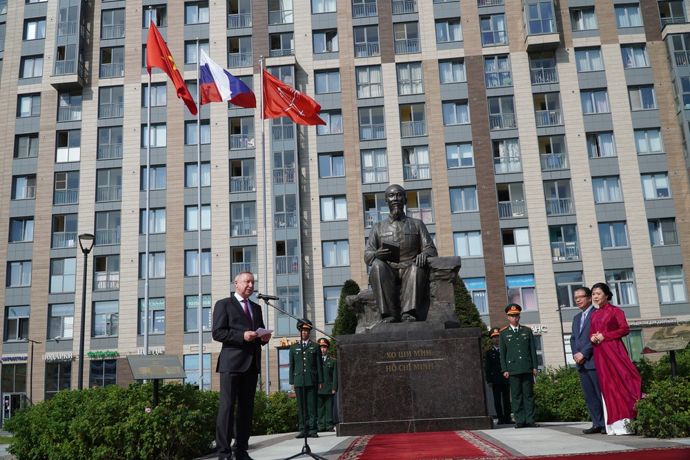 Khánh thành Quảng trường Hồ Chí Minh tại St. Petersburg, LB Nga - Ảnh 3.