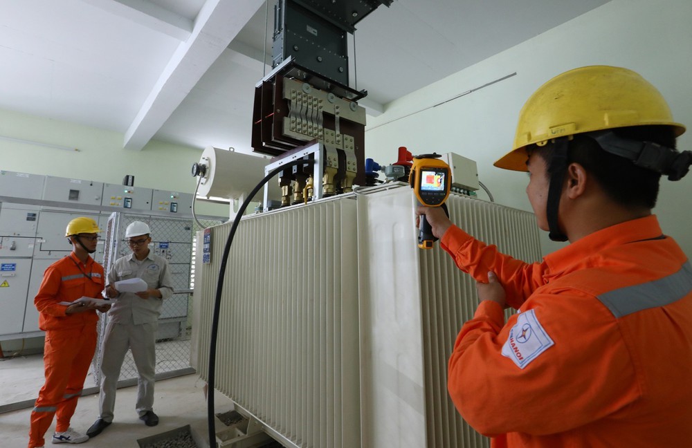Hà Nội: Công suất tiêu thụ điện toàn thành phố cao nhất trong lịch sử - Ảnh 1.