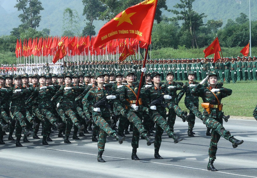 Lãnh đạo Tổng cục Chính trị Quân đội nhân dân Việt Nam thăm, kiểm tra các khối diễu binh, diễu hành A80 - Ảnh 2.