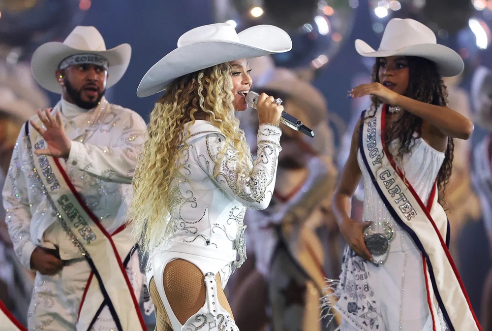 Tour "Cowboy Carter" của Beyoncé lập kỷ lục lịch sử với doanh thu hơn 400 triệu USD - Ảnh 5. Tour "Cowboy Carter" của Beyoncé lập kỷ lục lịch sử với doanh thu hơn 400 triệu USD - Ảnh 5.