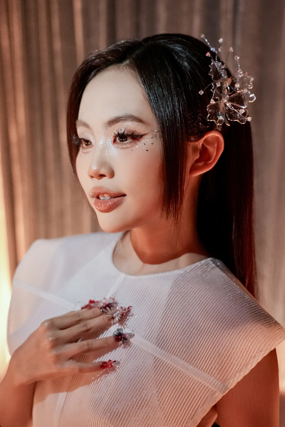 Make up Khoa Nguyễn: Người đứng sau các tạo hình của Phương Mỹ Chi - Ảnh 4.