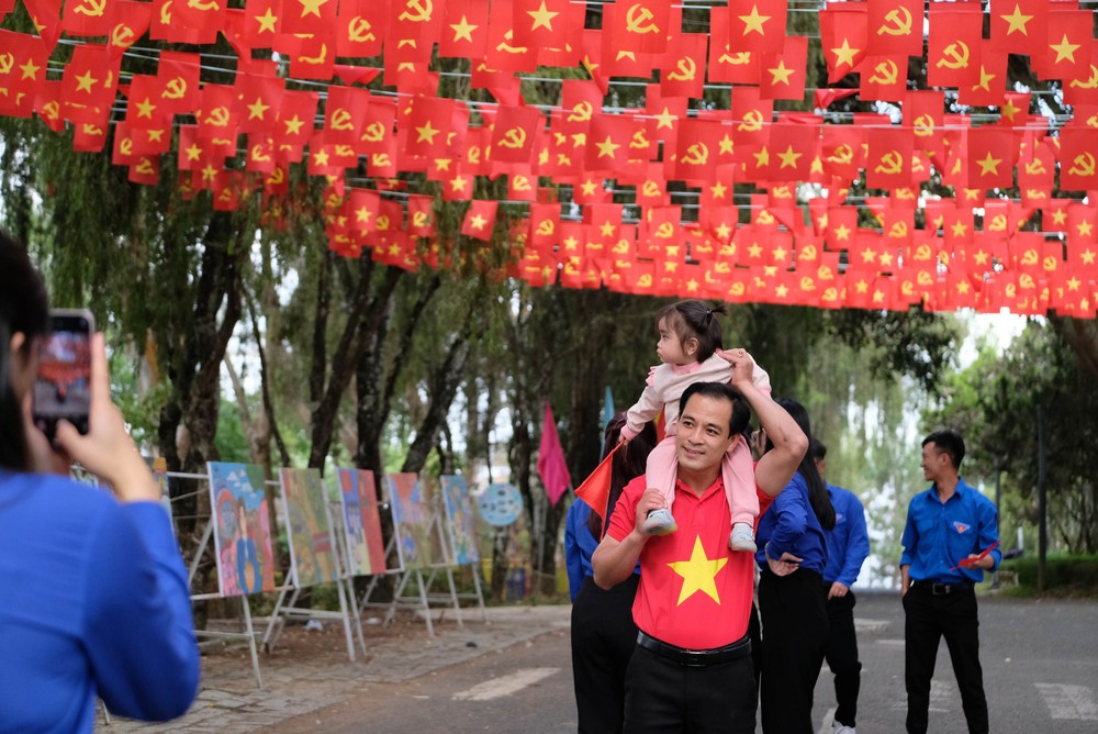 Truyền thông đa nền tảng lan tỏa tình yêu Tổ quốc trong thanh niên thời đại số - Ảnh 1.