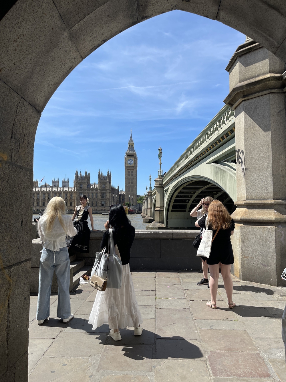 Đồng hồ Big Ben - biểu tượng văn hoá của nước Anh - Ảnh 9. Đồng hồ Big Ben - biểu tượng văn hoá của nước Anh - Ảnh 9.
