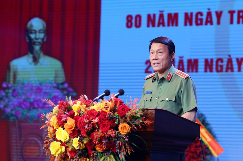 Đại tướng Lương Tam Quang: Công an Thủ đô cần chủ động sẵn sàng, không để bị động, bất ngờ - Ảnh 1.