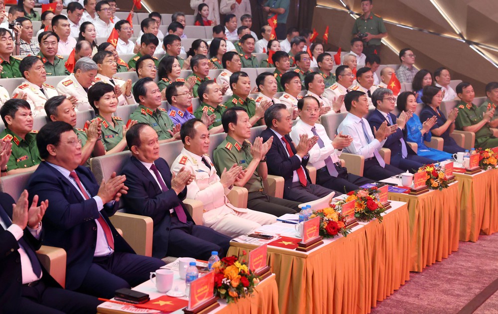 Đại tướng Lương Tam Quang: Công an Thủ đô cần chủ động sẵn sàng, không để bị động, bất ngờ - Ảnh 9.